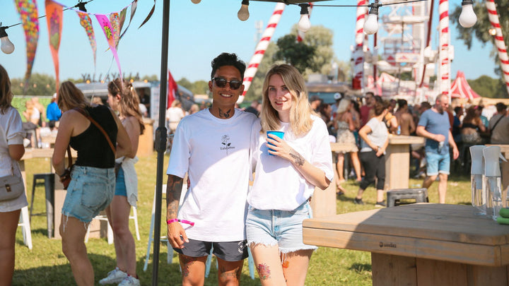 Een kijkje achter de schermen bij de Plak Tattoo Bar #2: Een festivalweekend met Nathan en Manon