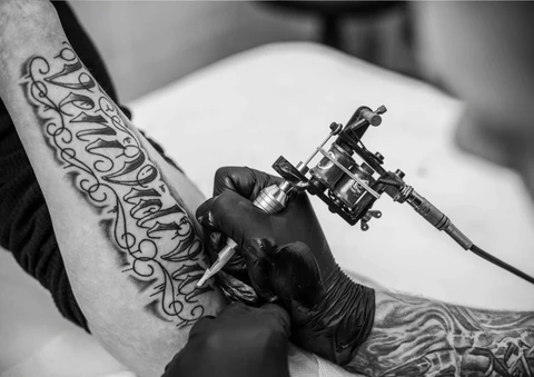 Neptattoo-Teksten-Meest-voorkomende-neptattoos