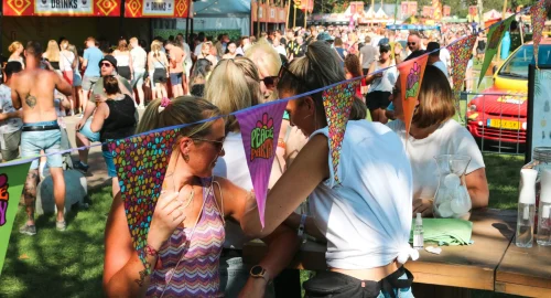 Tattoos-plakken-festival